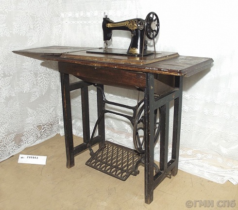 Sewing machine. 1931