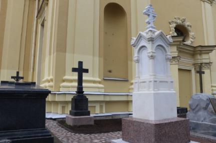 Реставрация Комендантского кладбища в Петропавловской крепости