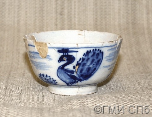 The bowl that belonged to academician S. P. Krasheninnikov. The 1st half of the XVIII century