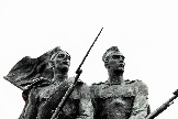 Заставочное фото. Вариант №1. Скульптурная группа Пехотинцы. Фрагмент.jpg