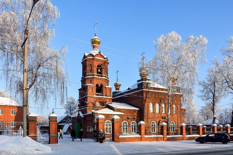 Храм Блаженной Ксении Петербургской в Сарапуле