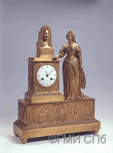 Fireplace clock. The second half of XIX centuryclock. The beginning of the XX century